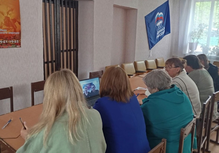 Сотрудники комплексного центра социального обслуживания населения Стаханова перенимают опыт коллег из Омской области. Сотрудники комплексного центра социального обслуживания населения Стаханова перенимают опыт коллег из Омской области.