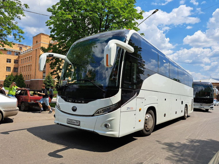 Очередная группа стахановской детворы отправилась на отдых в Крым. Очередная группа стахановской детворы отправилась на отдых в Крым.